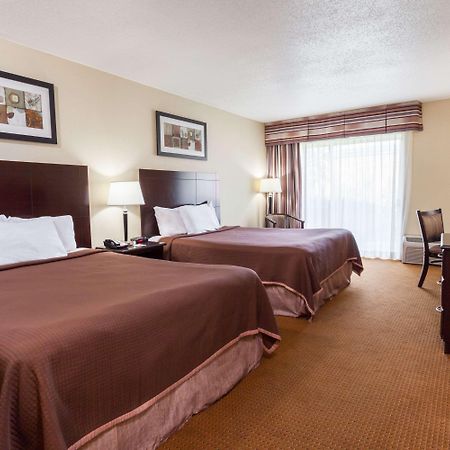 Toronto East Inn Eksteriør billede